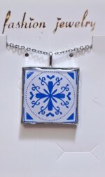 گردنبند رزینی طرح کاشی