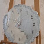 ساعت رزینی نقره ای دفرمه کریستالی
