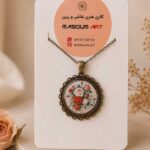 گردنبند رزینی طرح گل