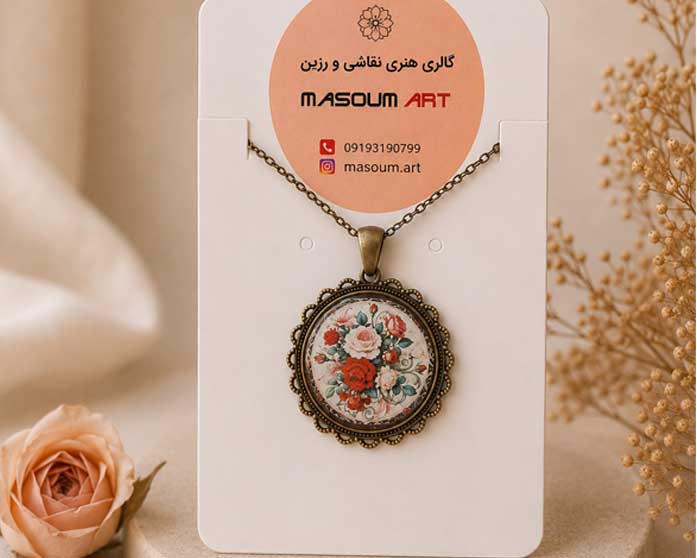 گردنبند رزینی طرح گل گردنبند رزینی طرح گل